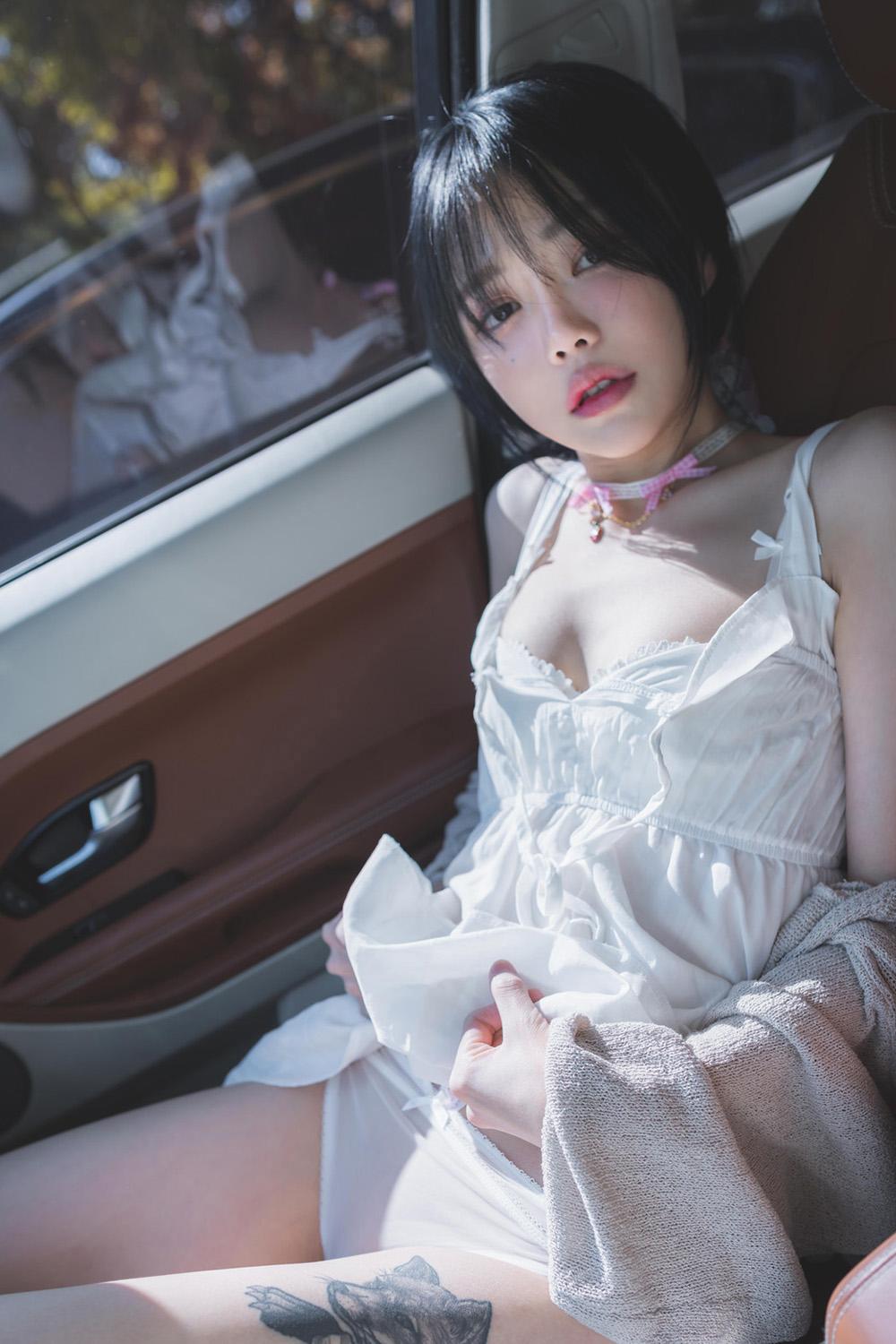 户外森系写真：捕捉自然之美与人文魅力的完美结合